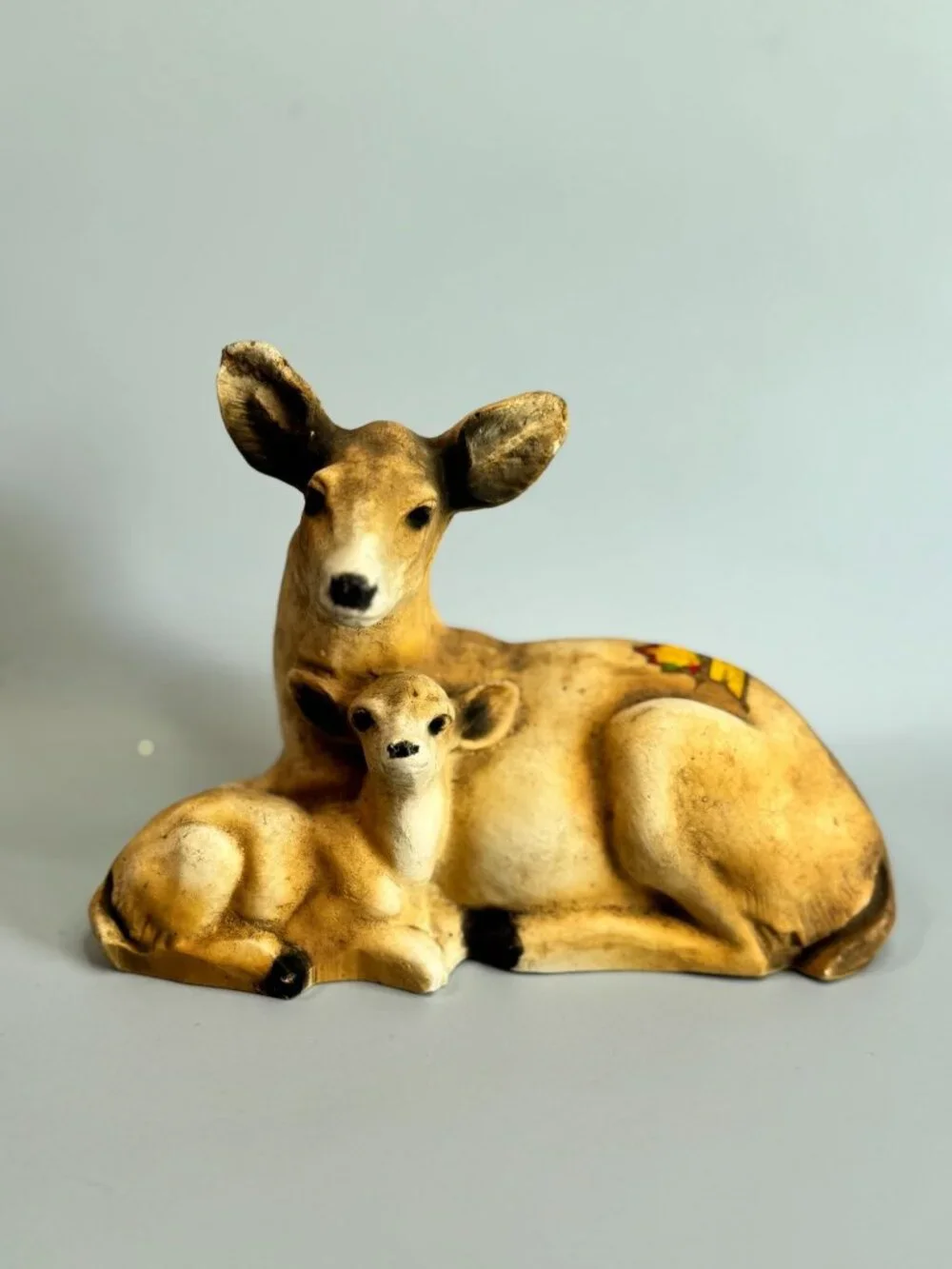 Vintage Canada Souvenir Doe Fawn Chalkware Figurine Pine Canyon 6